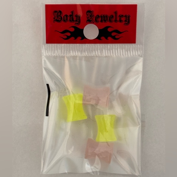 4 pcs Flared Plug Set - Picture 1 of 2